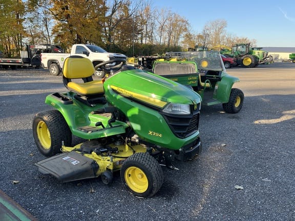 Main image John Deere X394