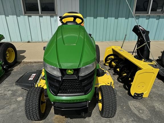 Image of John Deere X394 equipment image 1