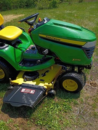 2018 John Deere X570 Equipment Image0