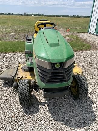 Image of John Deere X570 equipment image 1