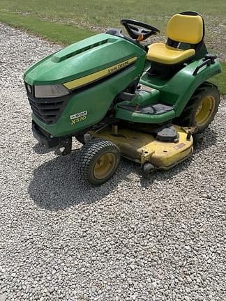 Image of John Deere X570 equipment image 2