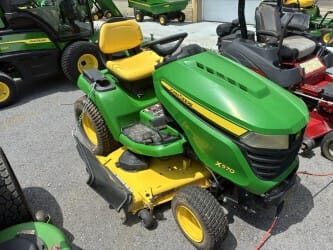 2018 John Deere X570 Equipment Image0
