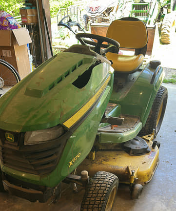 Image of John Deere X570 equipment image 2