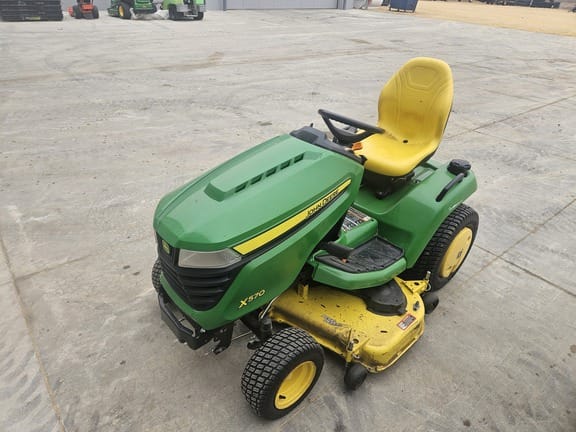 2018 John Deere X570 Equipment Image0