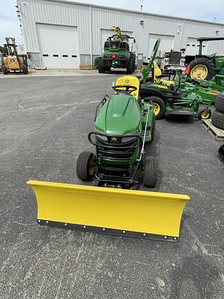 Image of John Deere X570 equipment image 2