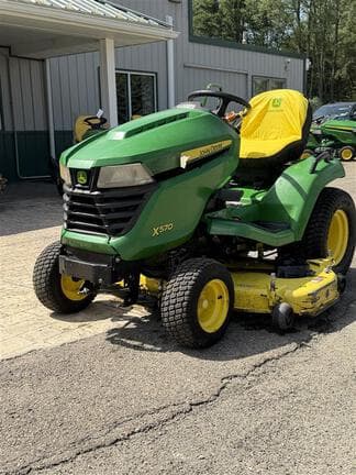 Image of John Deere X570 equipment image 2