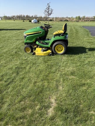 2018 John Deere X570 Equipment Image0