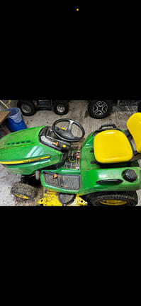 Image of John Deere X570 equipment image 3