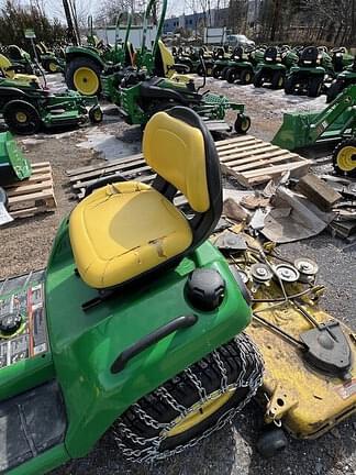 Image of John Deere X570 equipment image 3