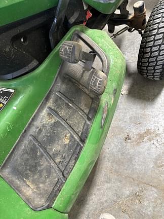 Image of John Deere X570 equipment image 4