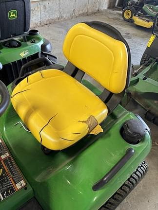Image of John Deere X570 equipment image 3