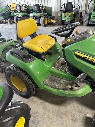 Image of John Deere X570 equipment image 2