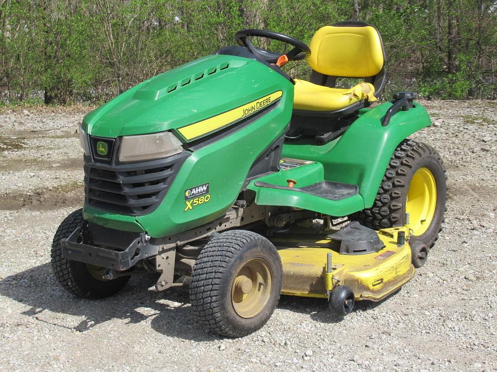 Image of John Deere X580 Primary image