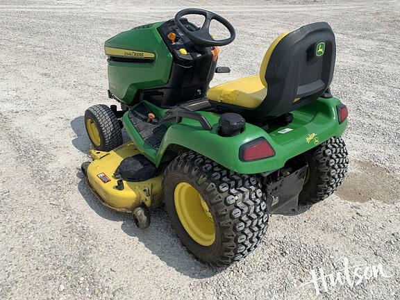 Image of John Deere X580 equipment image 4