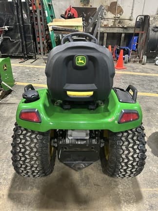 Image of John Deere X580 equipment image 3