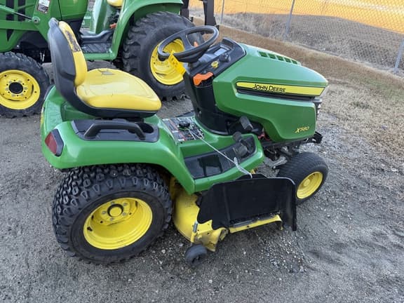 Image of John Deere X580 equipment image 2
