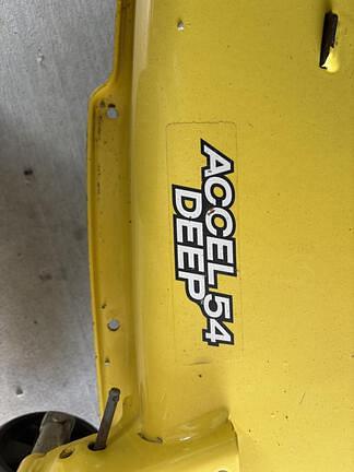 Image of John Deere X580 equipment image 4