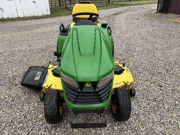 Image of John Deere X580 equipment image 4