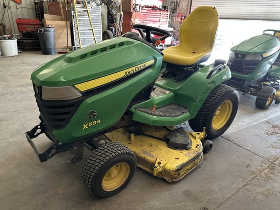 2018 John Deere X584 Equipment Image0