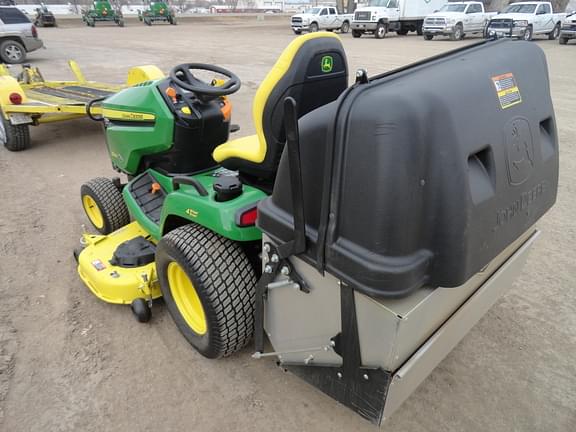 Image of John Deere X584 equipment image 2