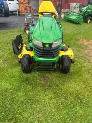 Image of John Deere X590 equipment image 3