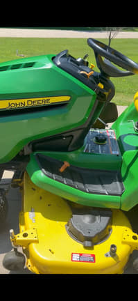 Image of John Deere X590 equipment image 1