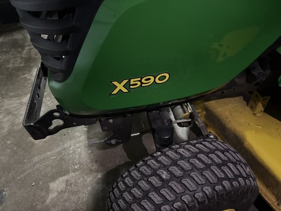 Image of John Deere X590 equipment image 1