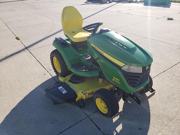 Image of John Deere X590 equipment image 1