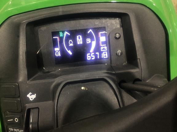 Image of John Deere X730 equipment image 4