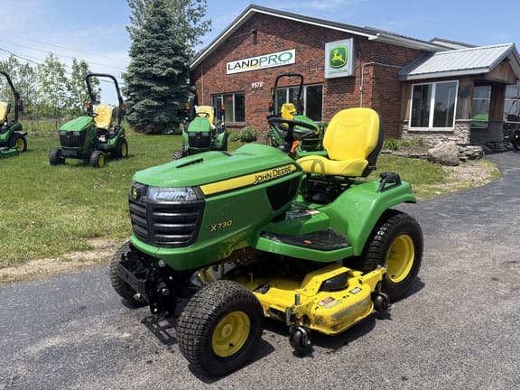Image of John Deere X730 Image 0