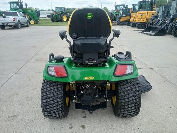 Image of John Deere X730 equipment image 3