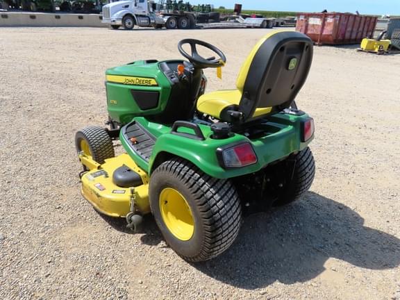 Image of John Deere X730 equipment image 4