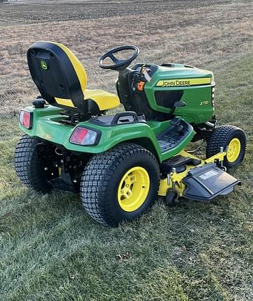 Image of John Deere X730 equipment image 1