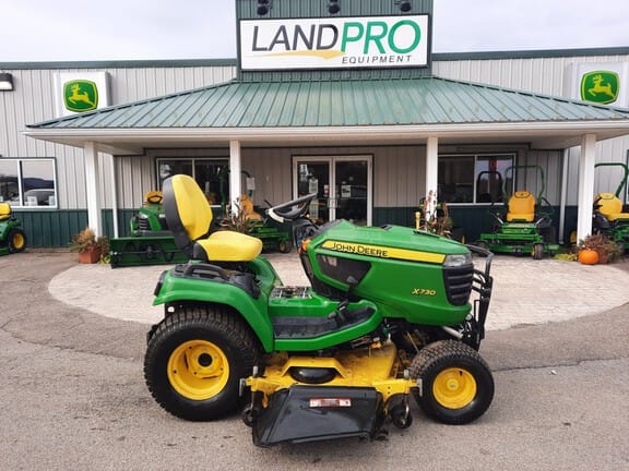 Main image John Deere X730