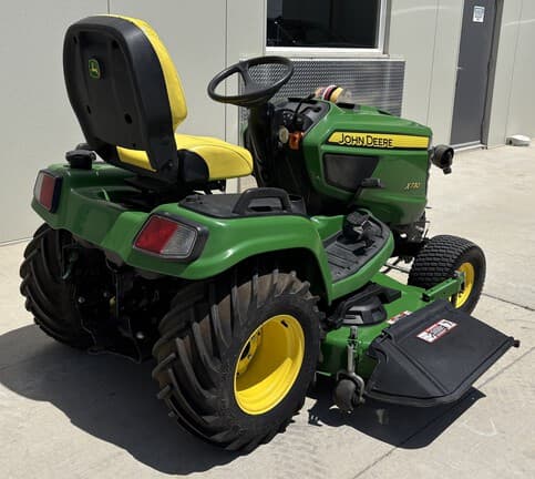 Image of John Deere X730 equipment image 2