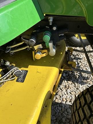 Image of John Deere X730 equipment image 4