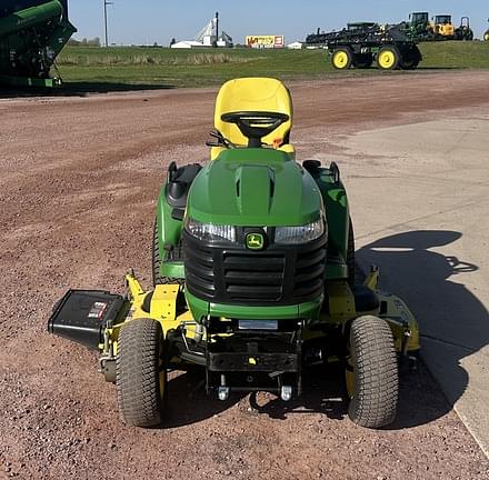 Image of John Deere X734 equipment image 2