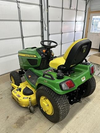 Image of John Deere X734 equipment image 2