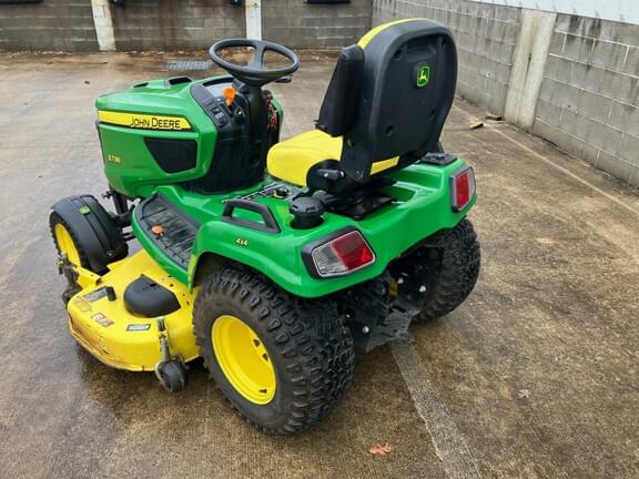 Image of John Deere X738 equipment image 2