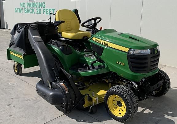 Image of John Deere X738 Primary image