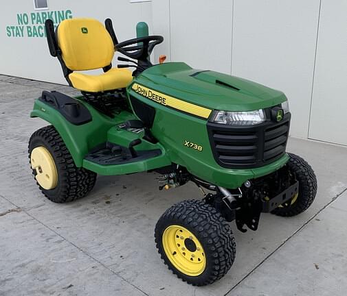 Image of John Deere X738 Primary image