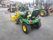 Thumbnail image John Deere X738 4