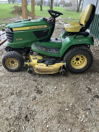 Image of John Deere X738 Primary image