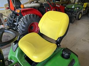 Main image John Deere X738 7