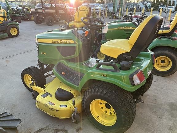 Image of John Deere X738 Primary image