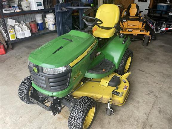 Image of John Deere X739 equipment image 1