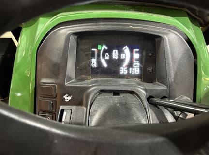 Image of John Deere X739 equipment image 1