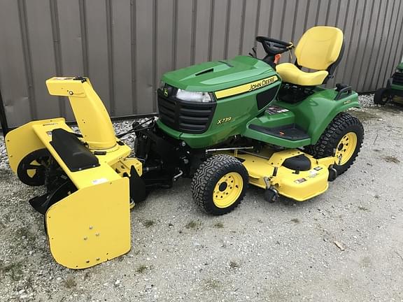 Image of John Deere X739 Primary image