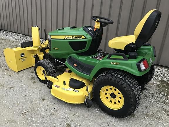 Image of John Deere X739 equipment image 2