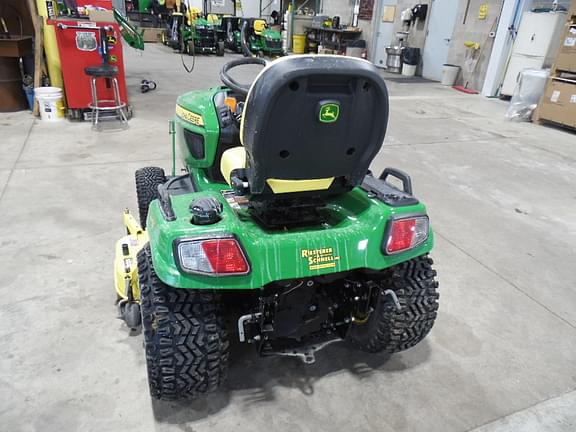 Image of John Deere X739 equipment image 3